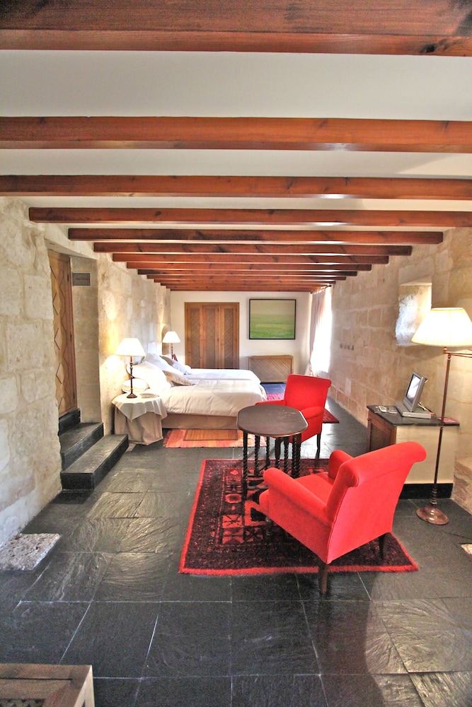 Posada Real Castillo Del Buen Amor 47/65