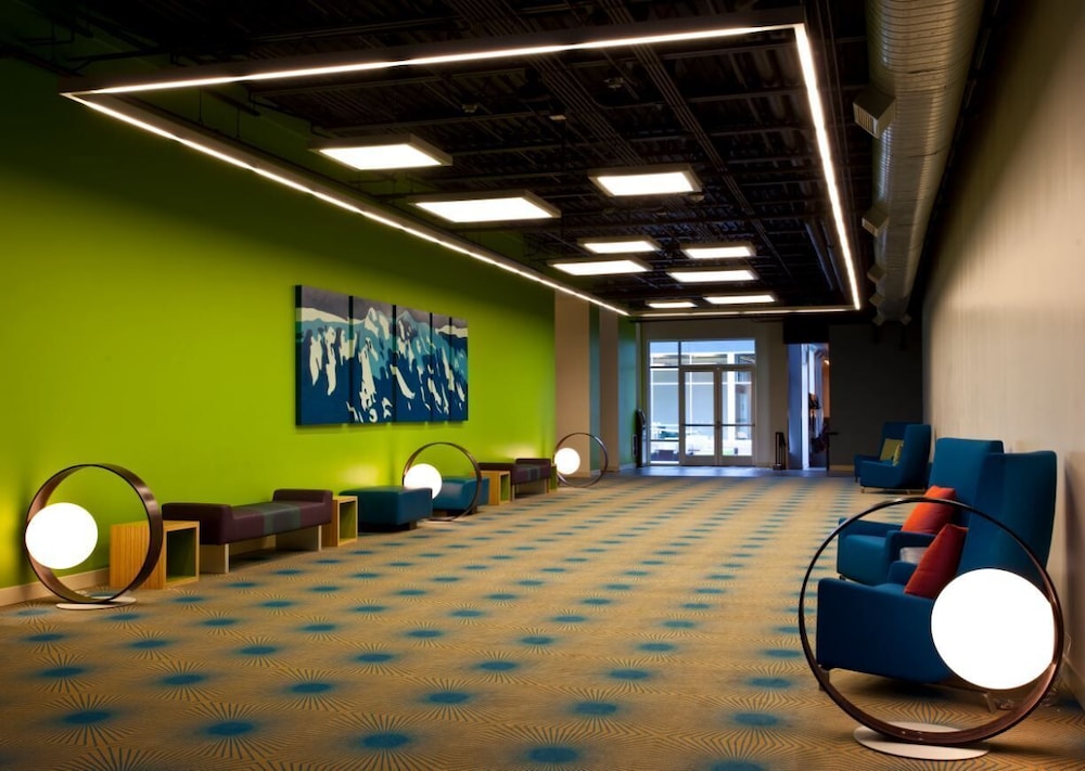 Aloft Broomfield Denver 40/45