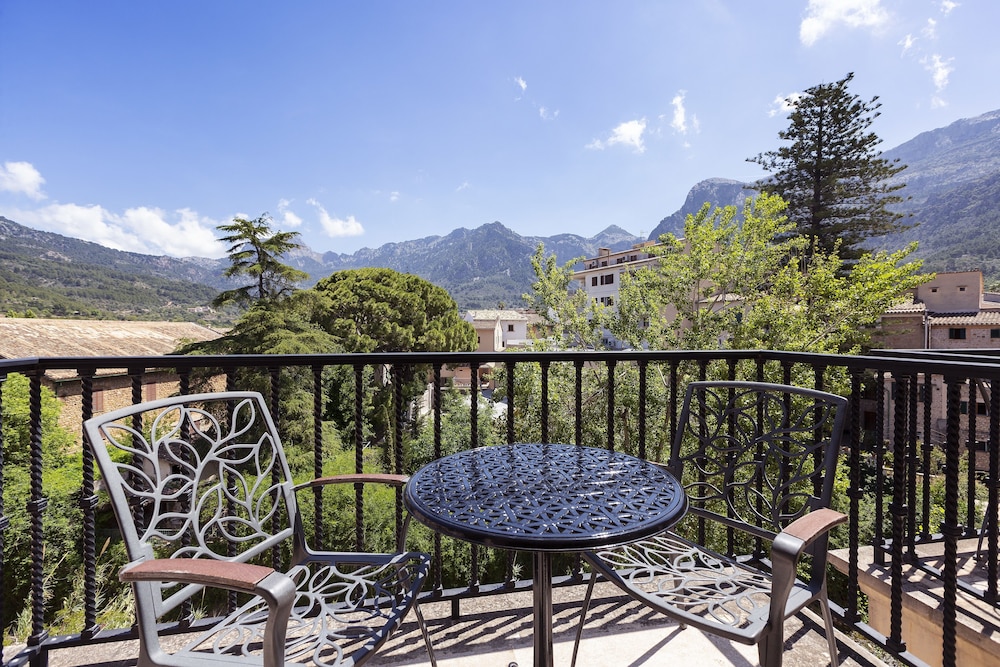 Gran Hotel Soller 37/75