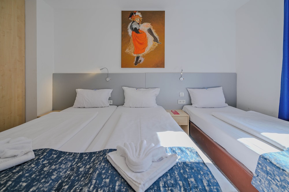 Hotel Munchner Hof 32/70