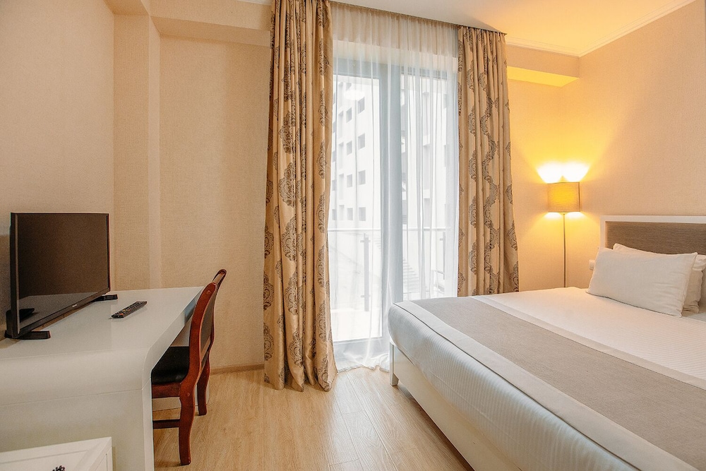 ECONOMY, DOUBLE BED