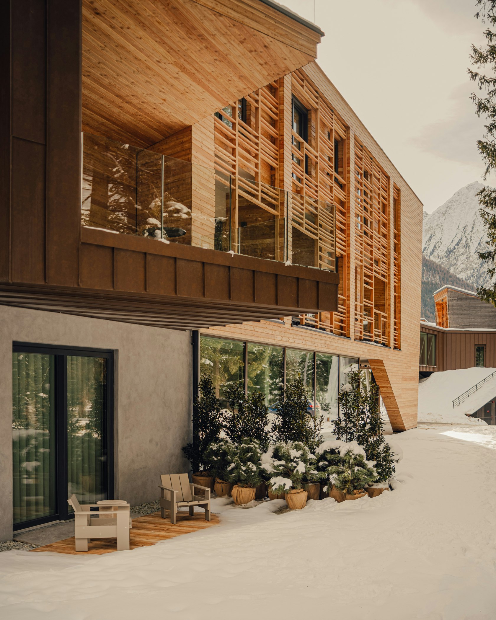 Campzero Active Luxury Resort 1/34