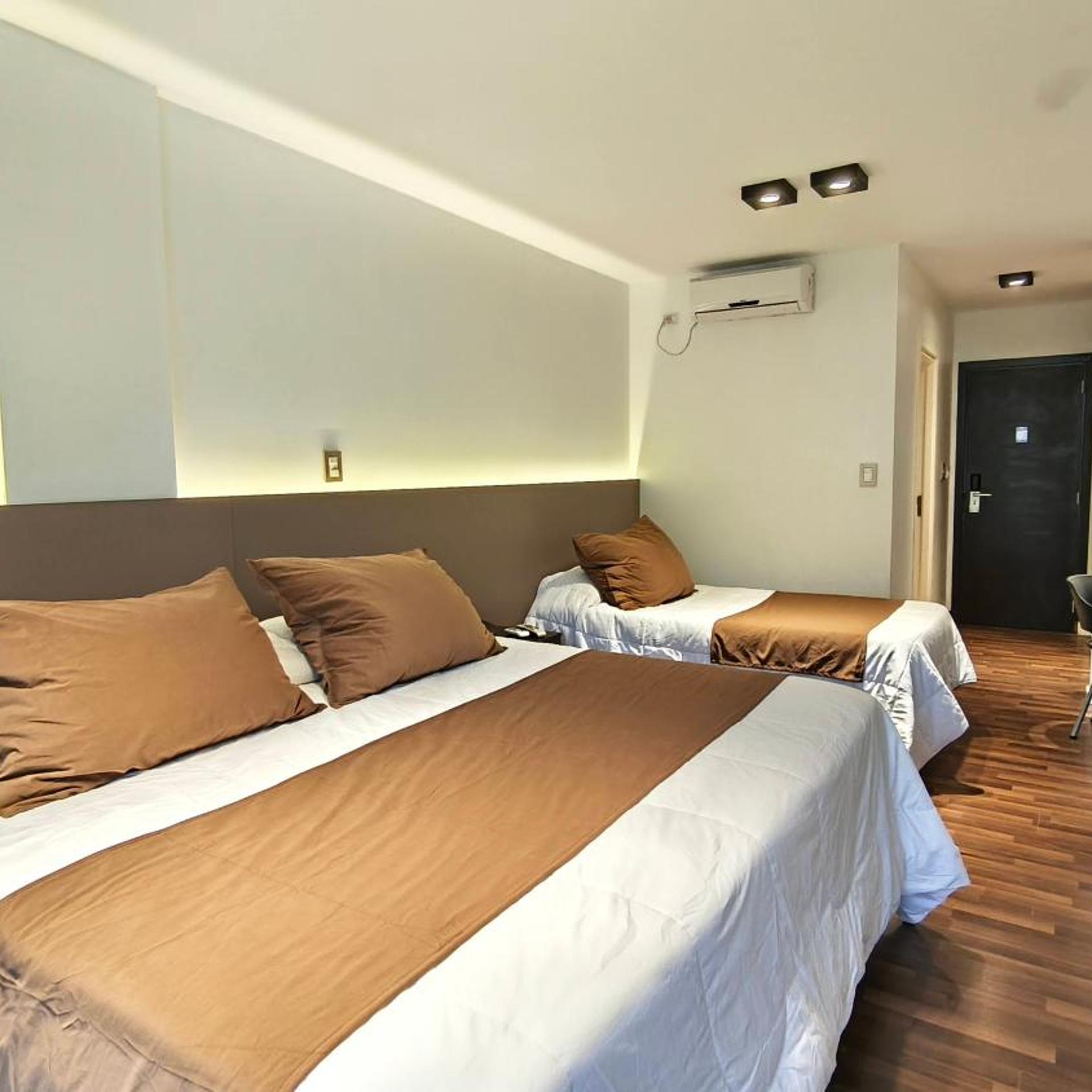 Hotel Alpre 12/75