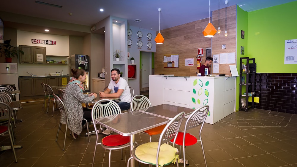 Youth Station Hostel 32/43