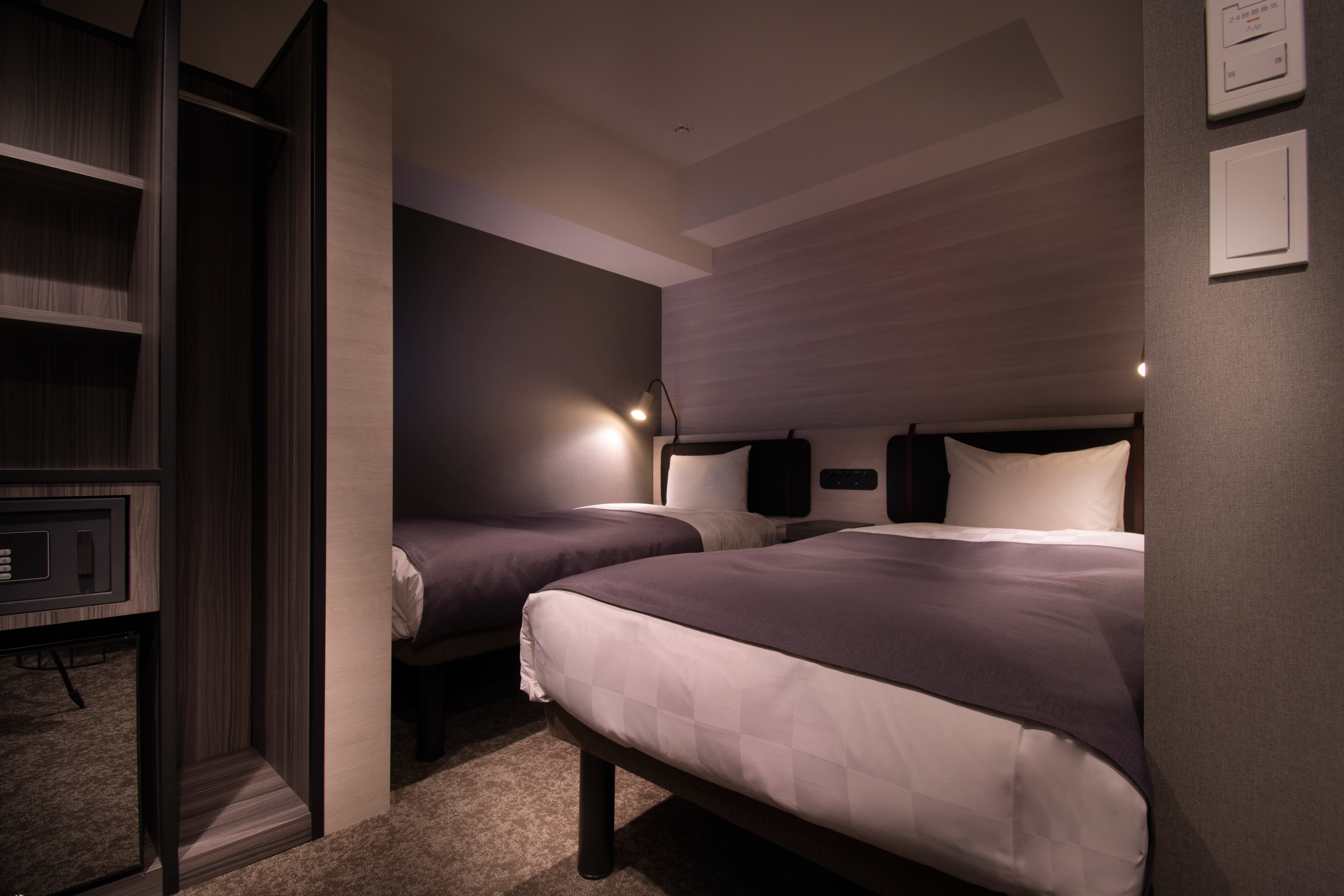 Room, Single, Twin Beds, Riverside