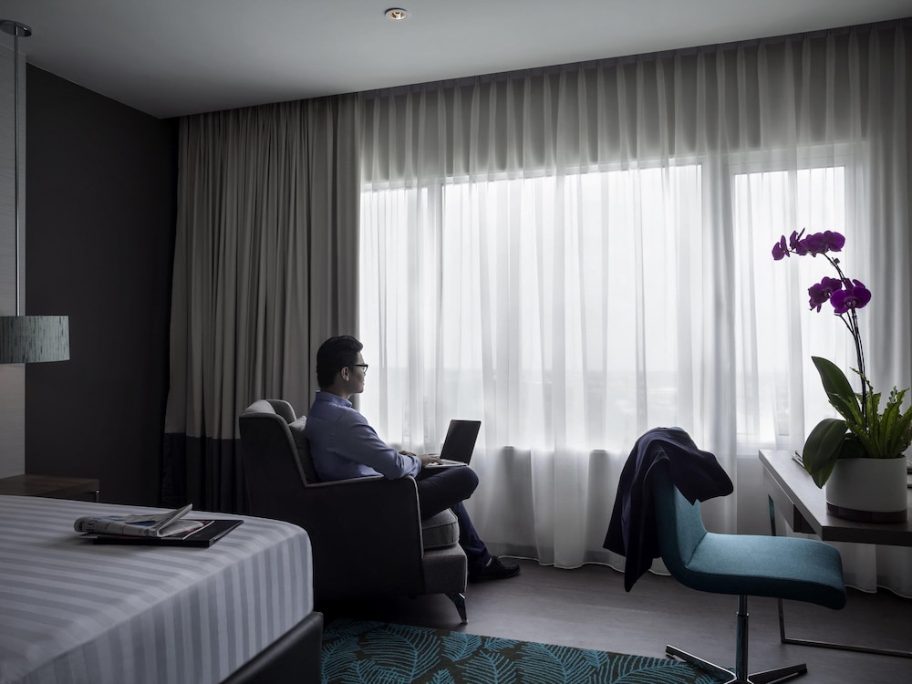 جناح سوبيريور بسرير كينج، Pullman Miri Waterfront 6/9