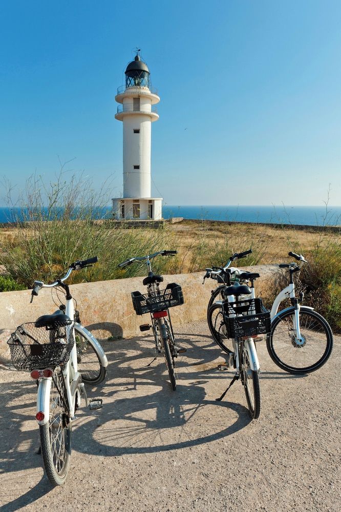 MAR SUITES FORMENTERA BY UNIVERSAL BEACH HOTELS 28/50