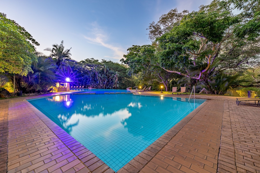 Sanbonani Resort and Hotel 47/51