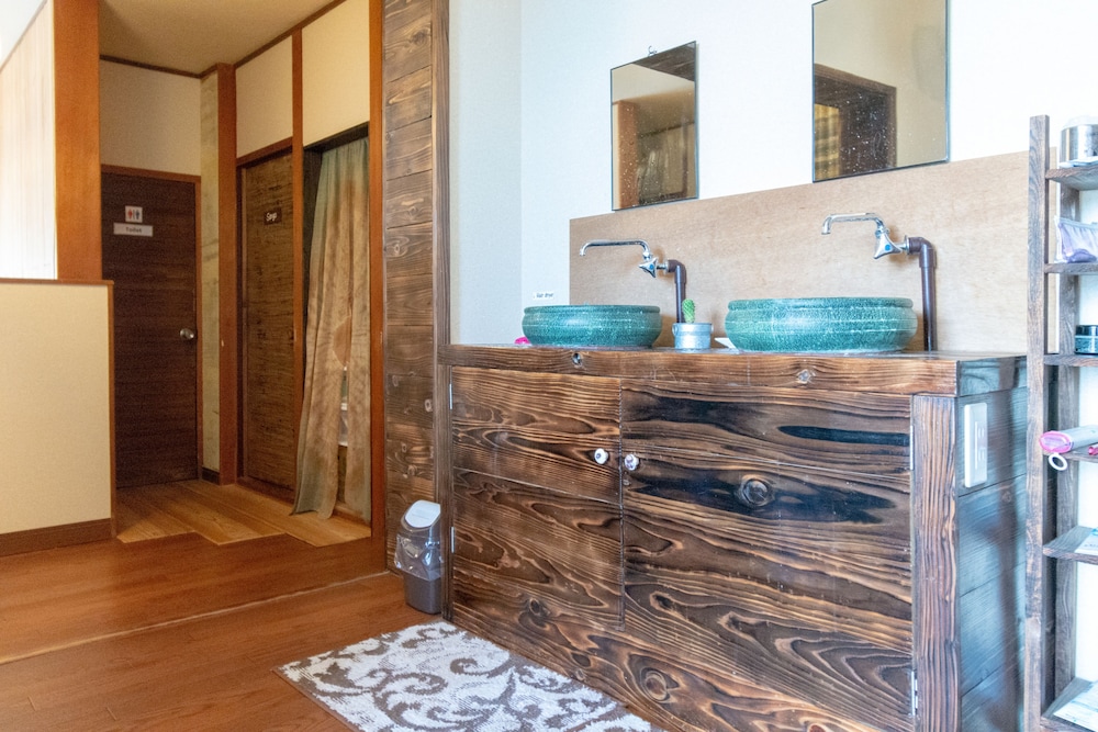 Guest House Asibina - Hostel 8/50