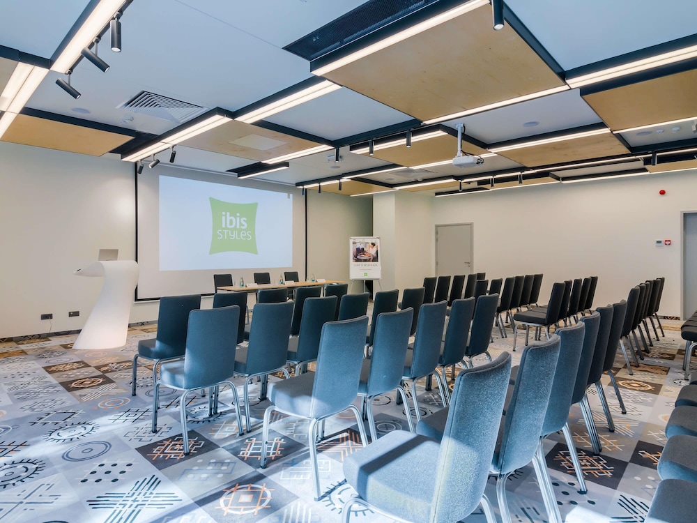 Ibis Styles Bucharest City Center 69/76