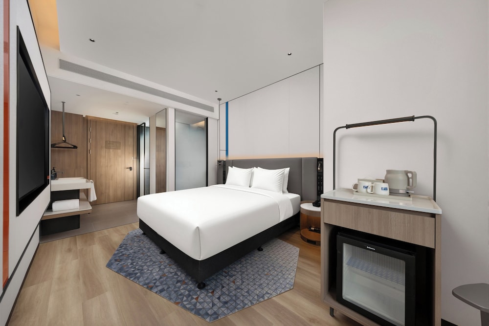 غرفة قياسية بسرير كينج، Holiday Inn Express Shanghai Jing An Xikang Road by IHG 3/9