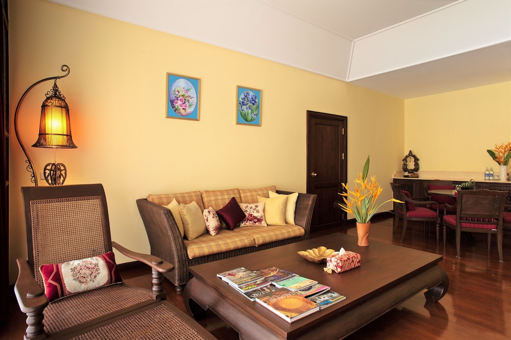 Dheva Mantra Resort 36/72