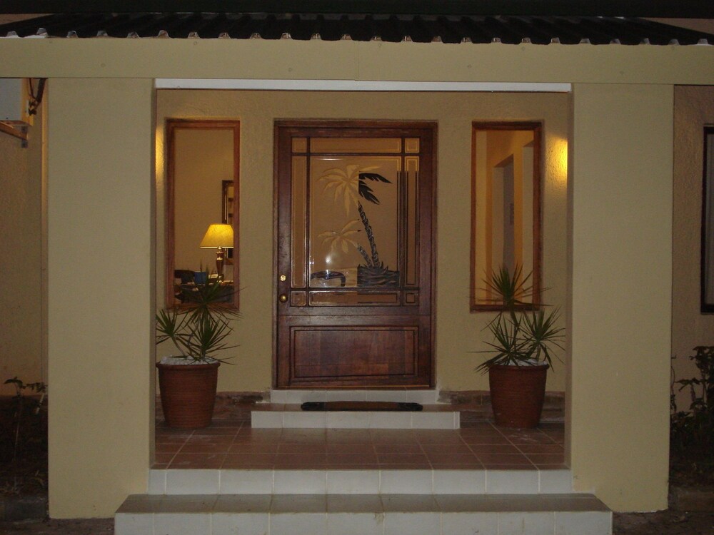 The Guest House Pongola 8/50