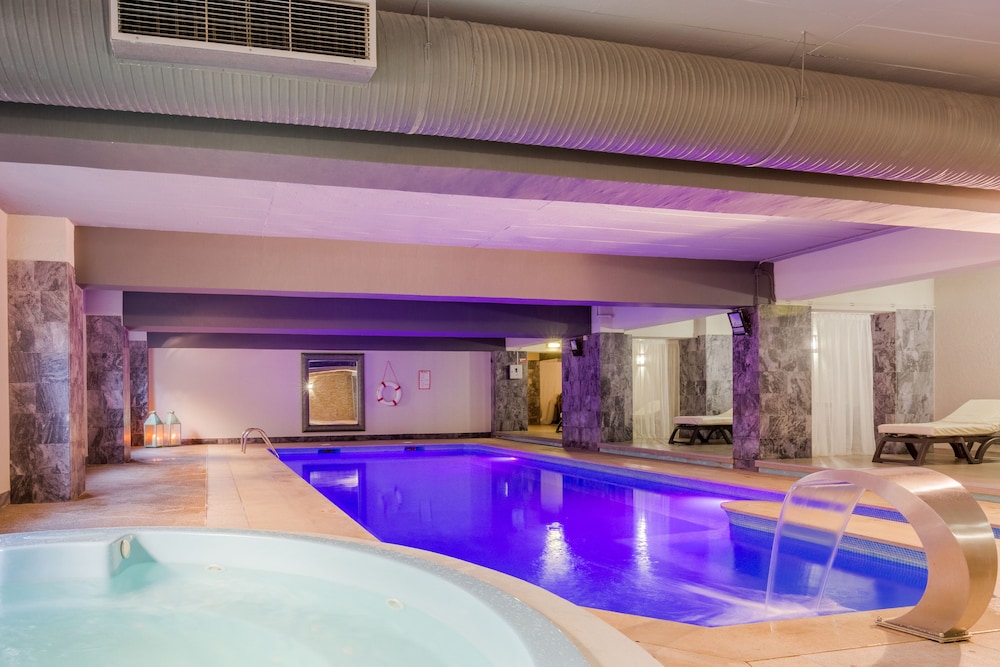 Luna Hotel da Oura 24/50