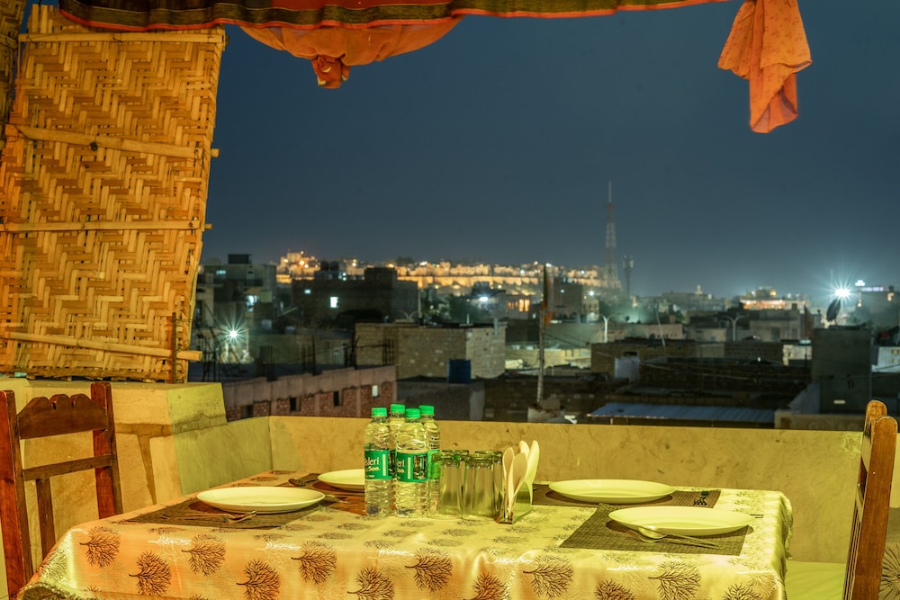 Hotel Marina Mahal 41/50