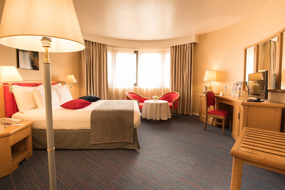 Mercure Alger Aeroport 24/78