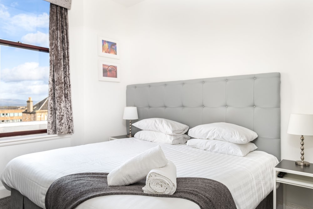 Kelpies Serviced Apartments 6/22
