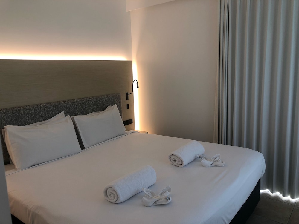 Studio, Apartment, King Bed, Scenic View