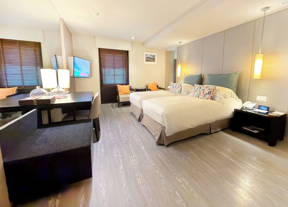 QIYAN, TWIN BEDS