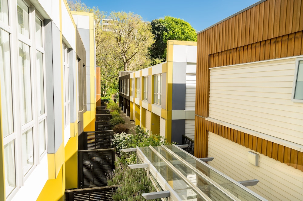 Boulcott Suites 39/70