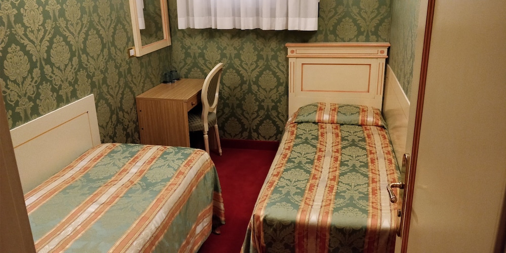 Hotel Villa Delle Palme 22/79