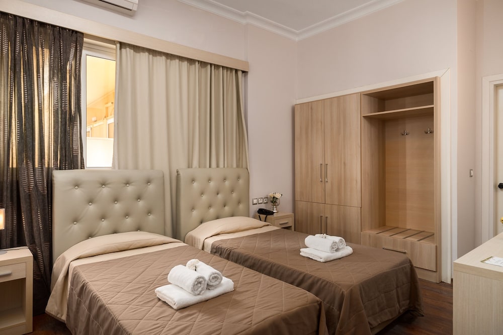 Arion Hotel Corfu 32/60