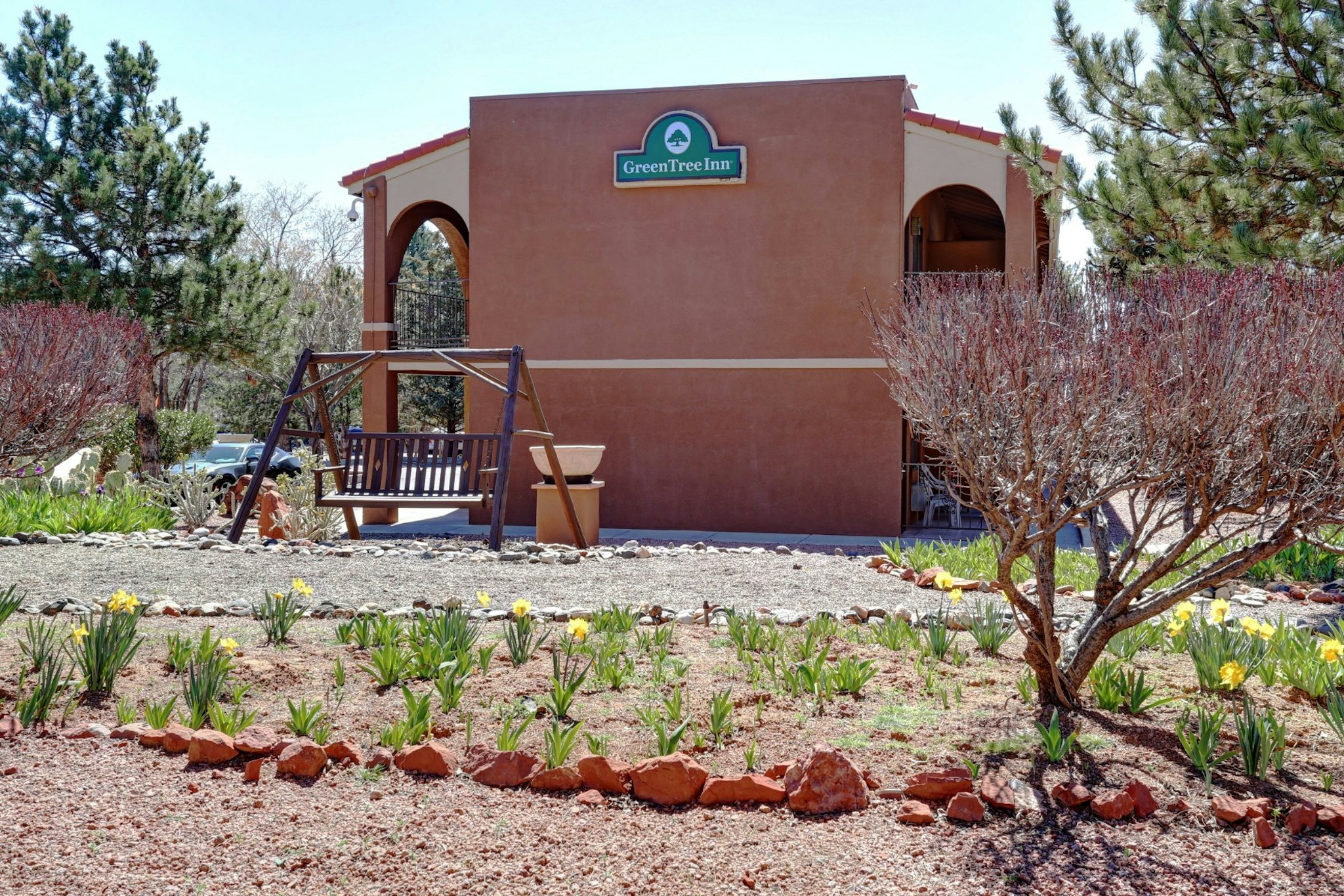 Greentree Inn Sedona 21/23
