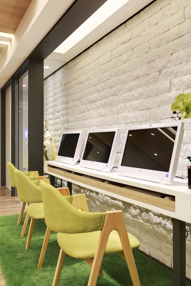 Taiwan Youth Hostel & Capsule Hostel 75/81