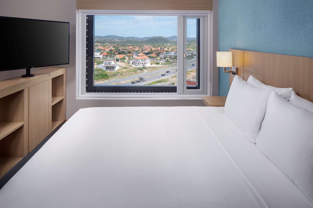 Hyatt Place Aruba Airport 27/64