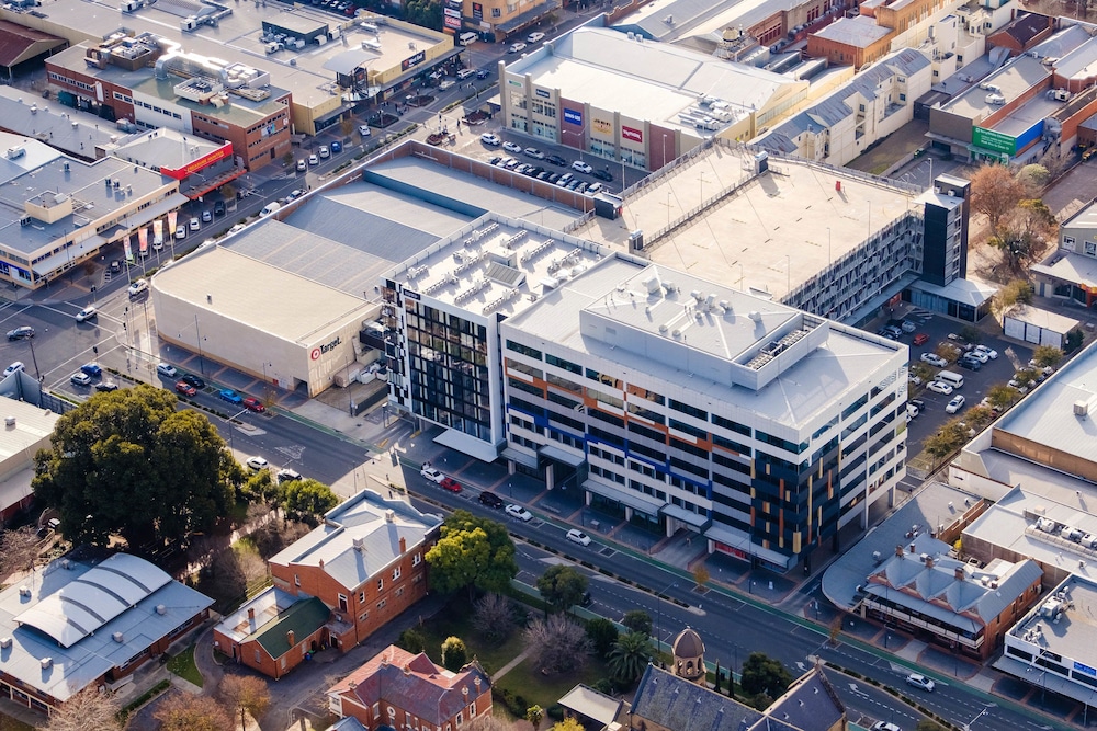 Mantra Albury Hotel in ALBURY