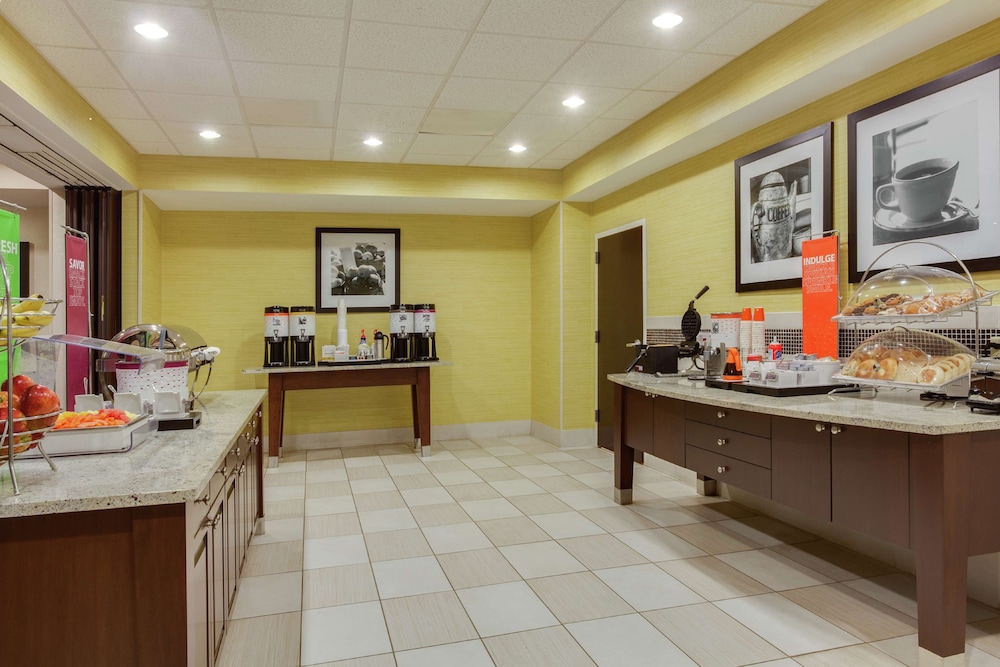 Hampton Inn Ozark 37/43