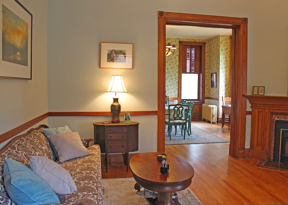 William Henry Miller Inn 30/50