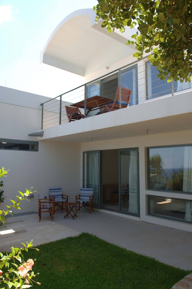 Elounda Living Residences by GHH 25/34