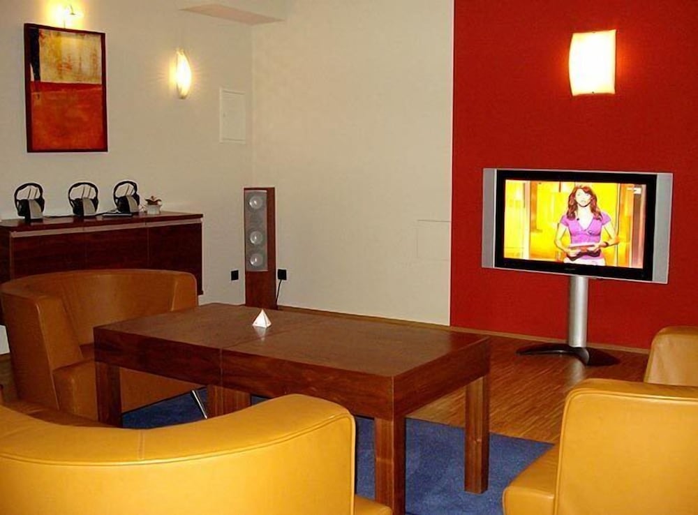 Sante Royale Hotel 50/65