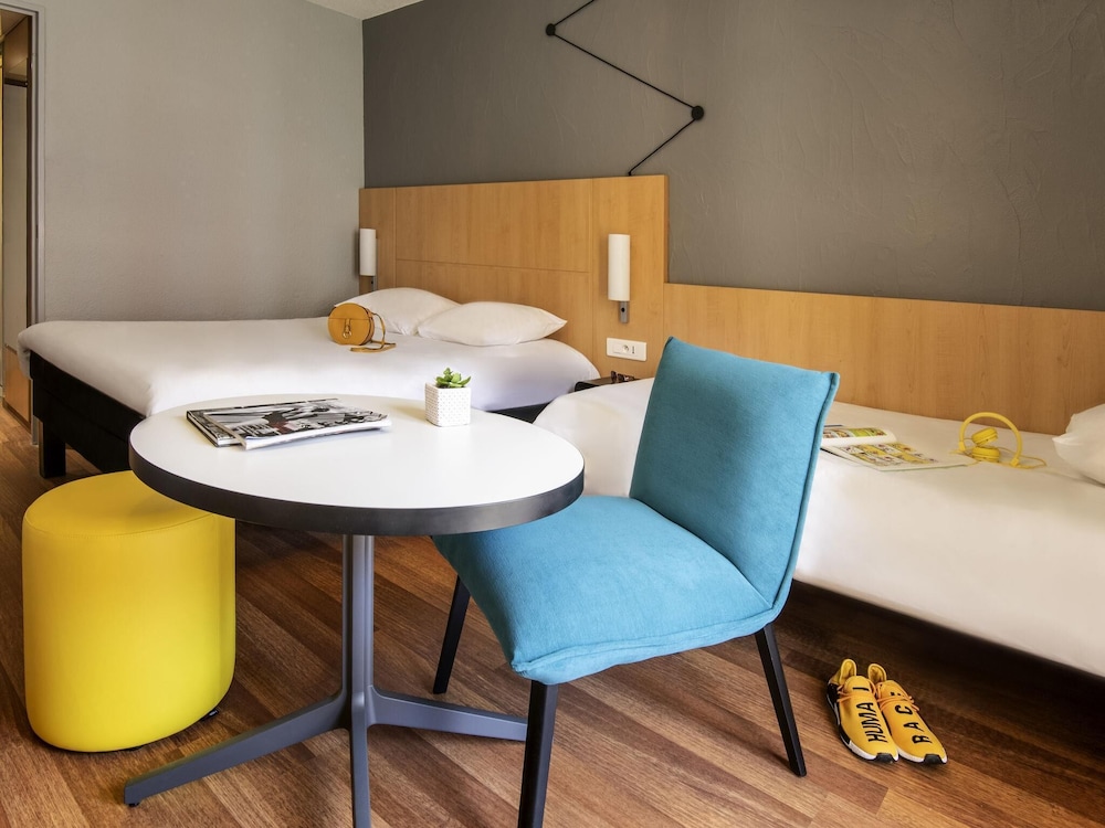 Ibis Hyeres Centre 16/50