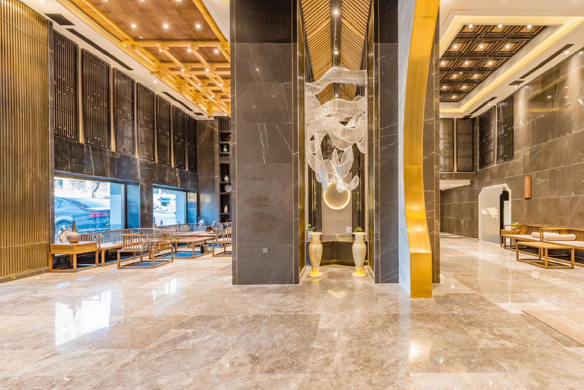 Rezen Dong Hotel (Harbin Railway Station) 7/27
