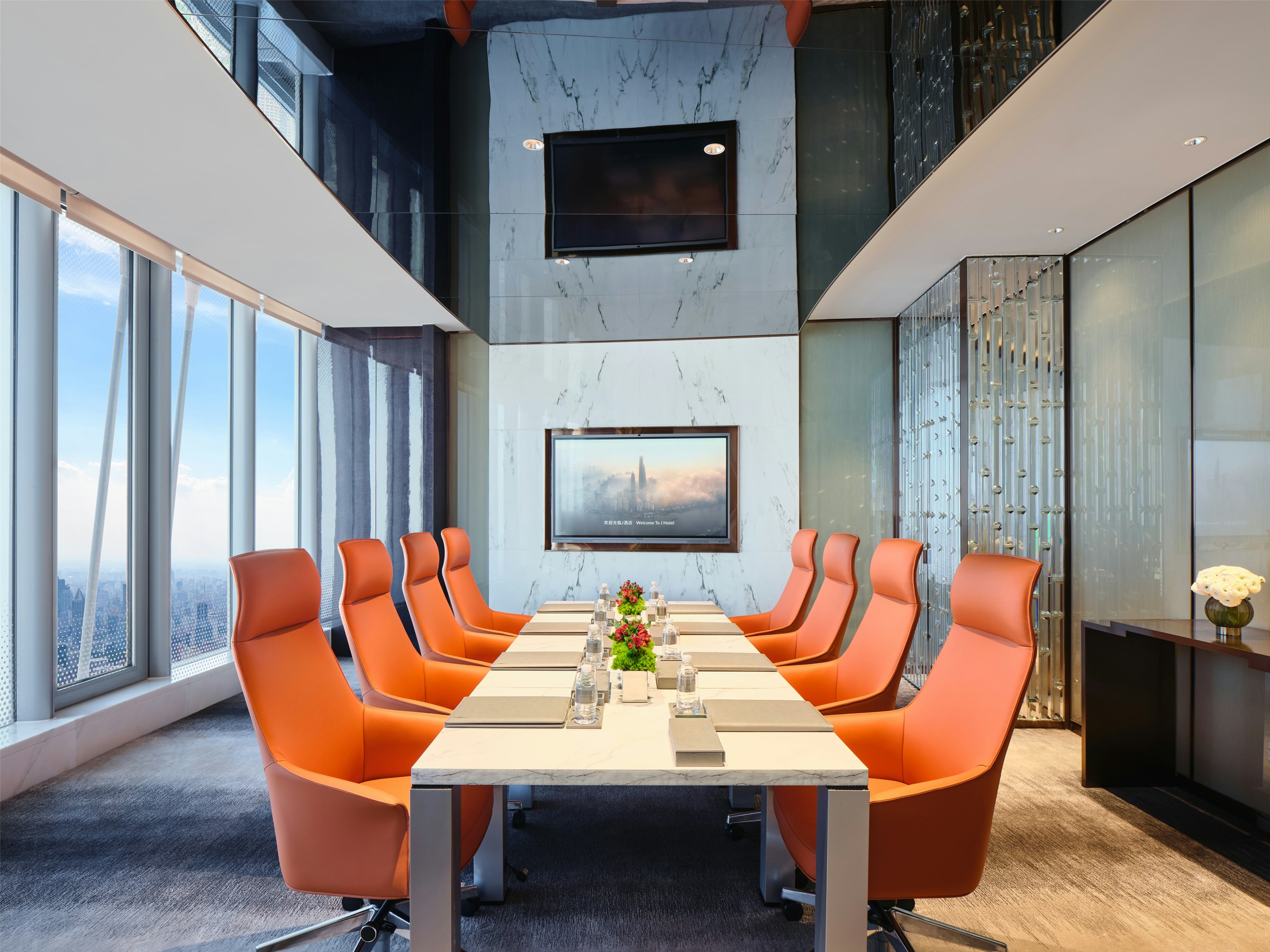 J Hotel Shanghai Tower 36/50