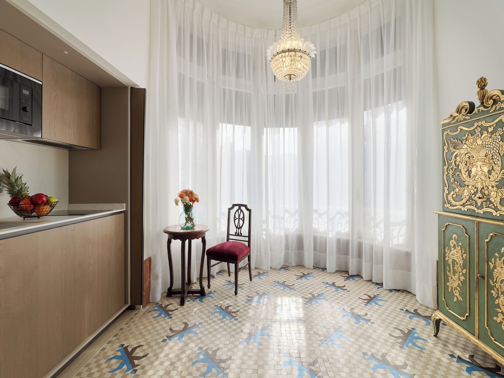 H10 Catalunya Plaza Boutique Hotel 12/73