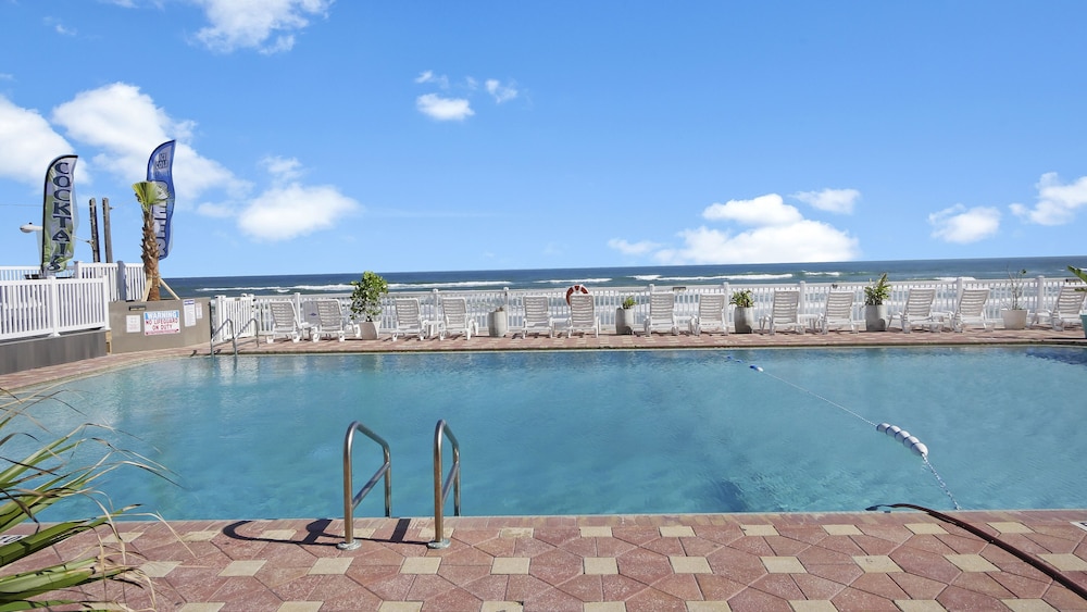 The Boardwalk Inn Suites 46/50