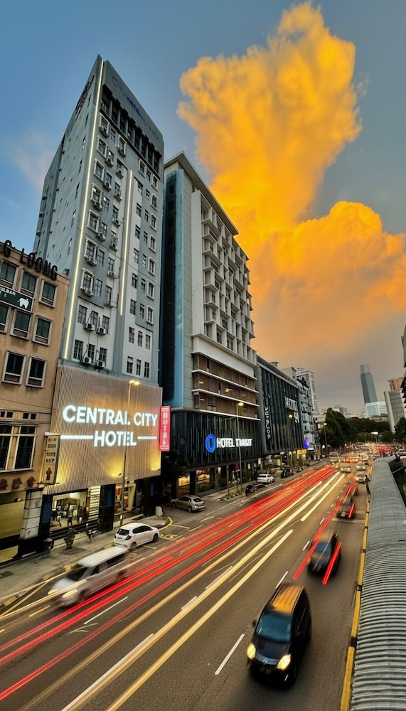 Central City Hotel at Chinatown 50/58