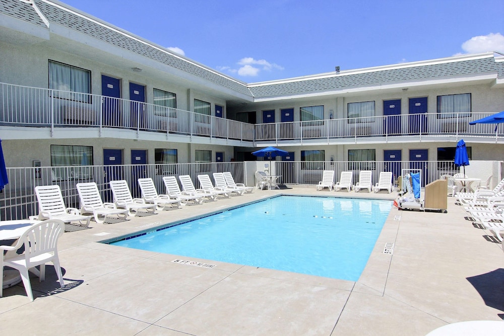 Motel6 Austin, TX 11/51