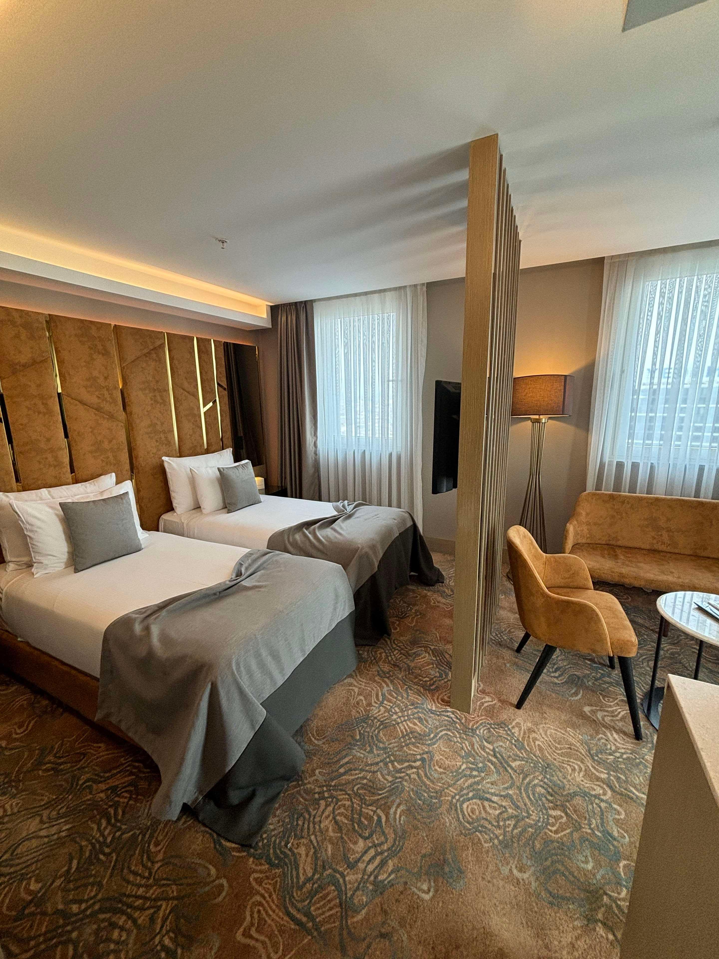 STANDARD, TWIN BEDS, SEA VIEW