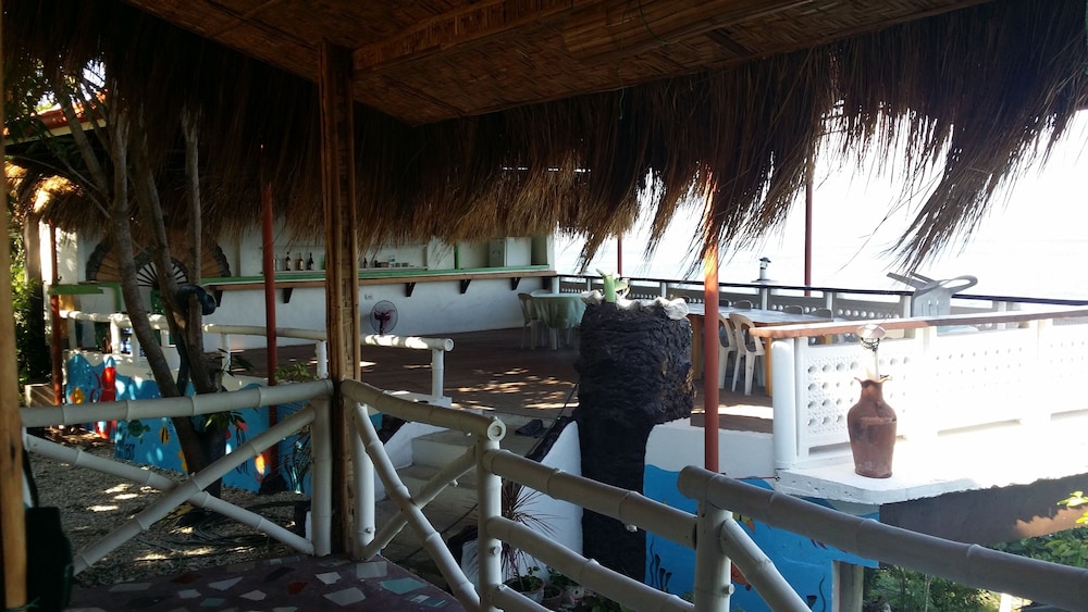New Ocean Terrace Beach Resort 7/24