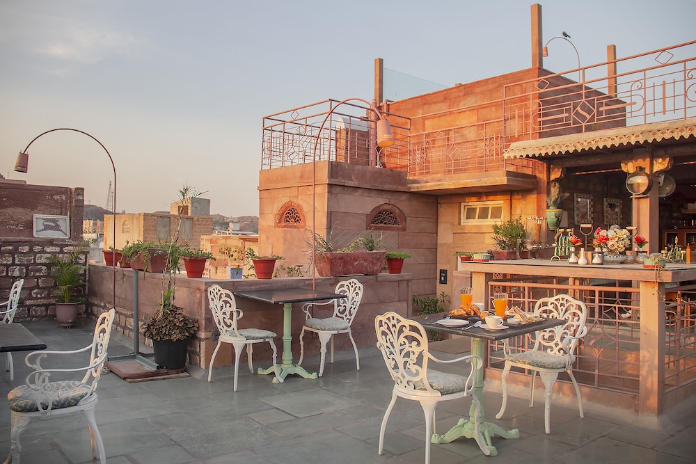 Amritara Manak Haveli, Jodhpur 55/63