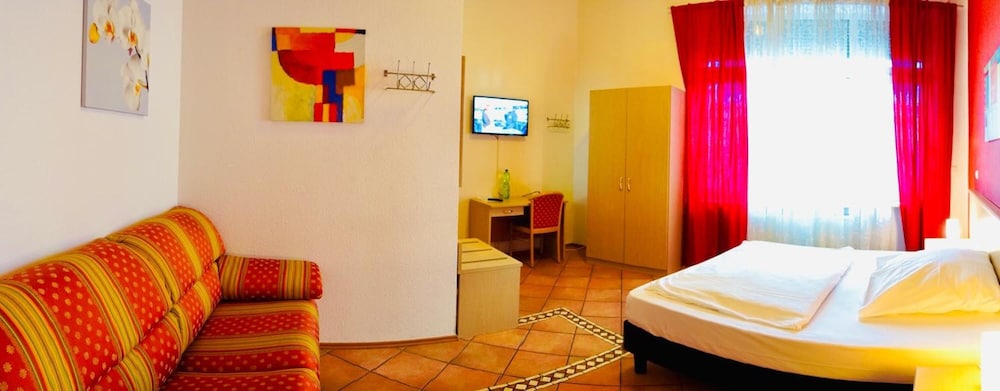 Hotel Romina 18/39