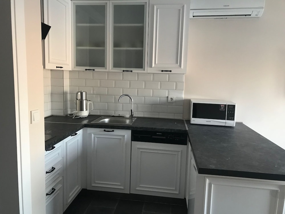Luxx Suite 5/40
