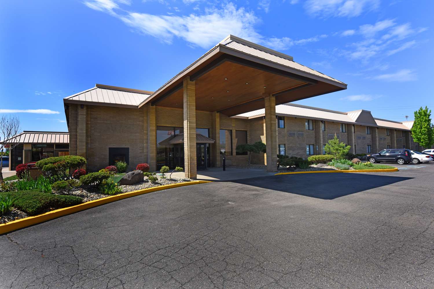 Best Western Plus Ahtanum Inn 45/49