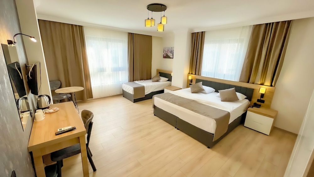 Bloomtalya Hotel 35/64