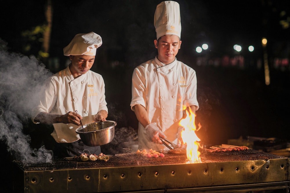 Bliss Hoi An Beach Resort and Wellness 7/49