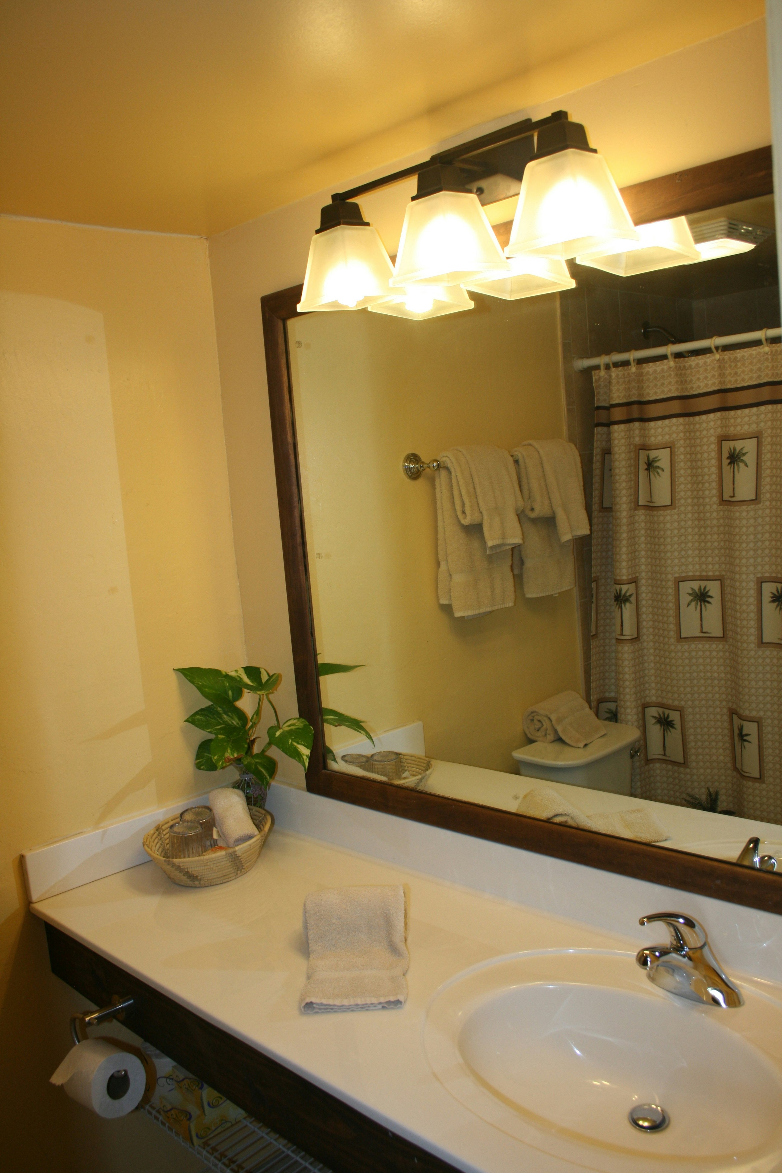 Hotel On The Cay 11/11